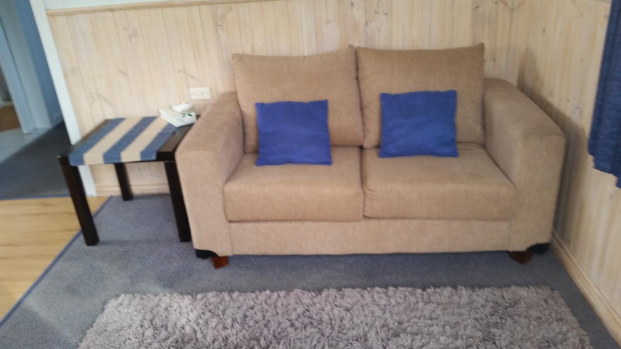 Omeo Motel Экстерьер фото